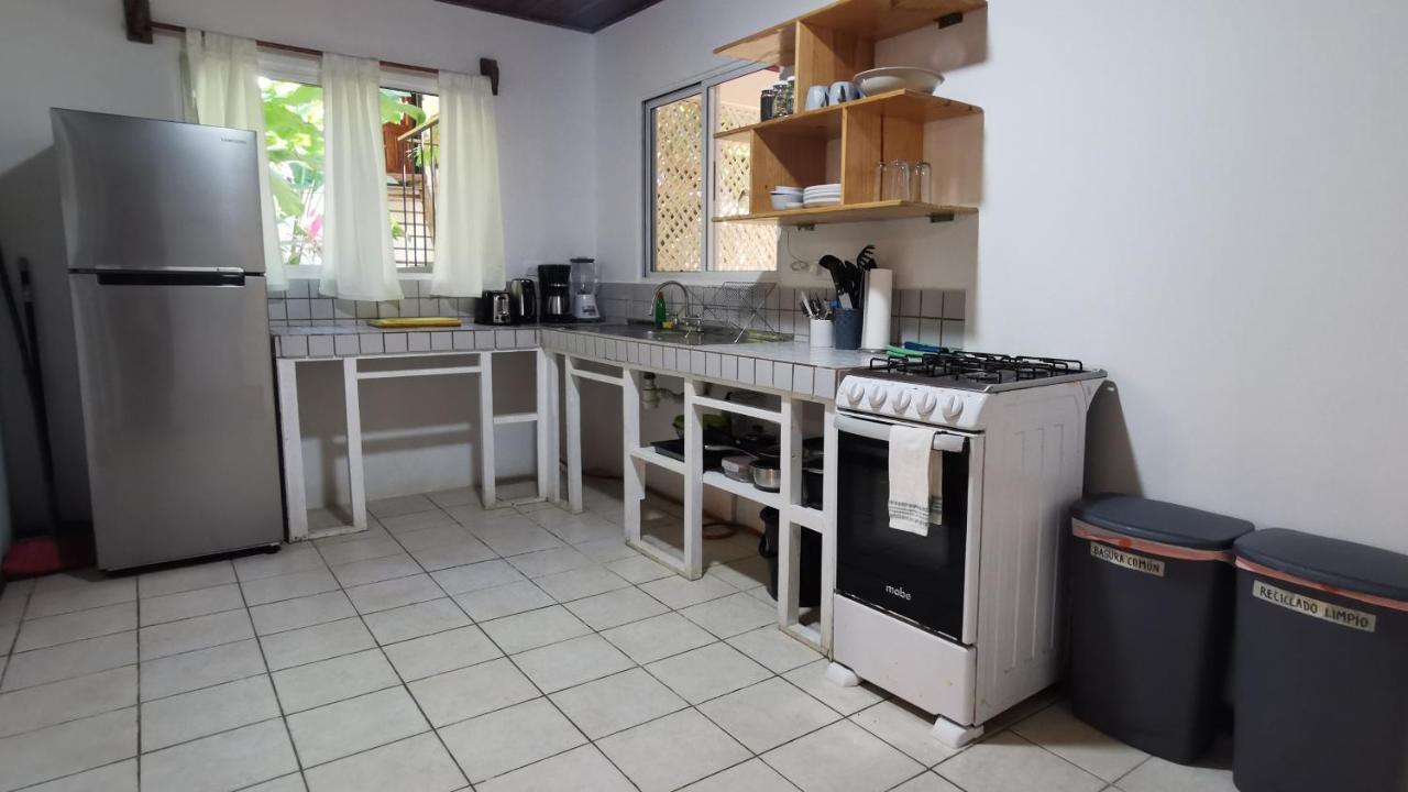 Colibri Apartments - 4 Min Walk To The Beach! Playa Santa Teresa (Puntarenas) Exterior foto